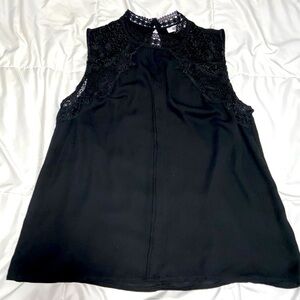 BB Dakota Sleeveless Black Blouse Lace Back Size Medium